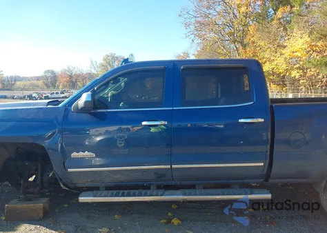 2015 Chevrolet Silverado 2500Hd High Country z USA, uszkodzony, nr VIN 1GC1KXEG6FF611010